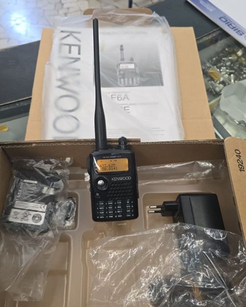 KENWOOD TH-F7E