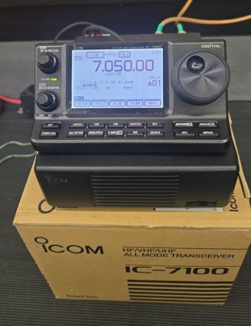 ICOM IC-7100