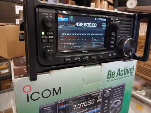 ICOM IC-705