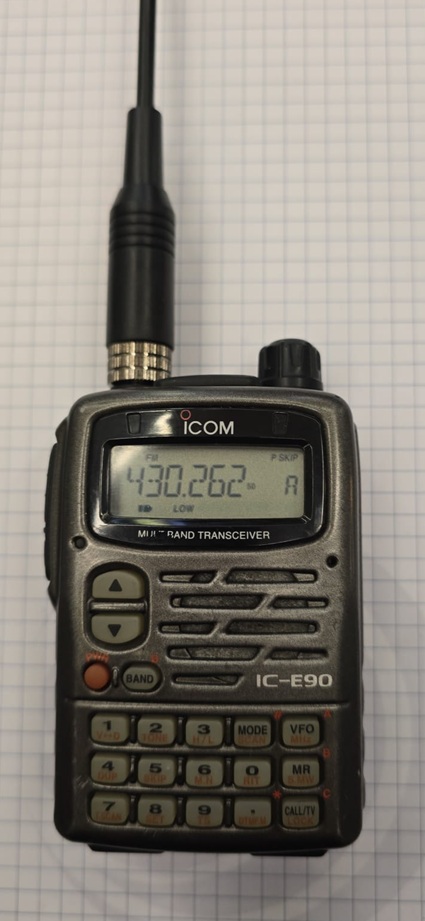 ICOM IC-E90